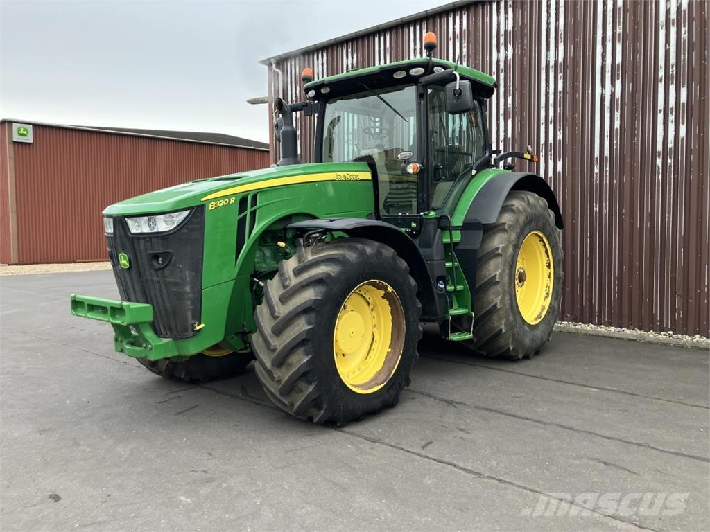 John Deere 8320R Ciągniki rolnicze