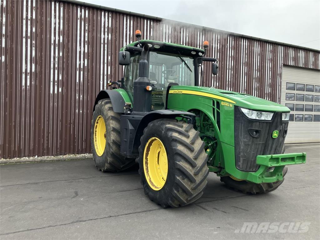 John Deere 8320R Ciągniki rolnicze