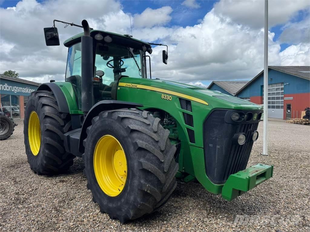 John Deere 8330 Ciągniki rolnicze