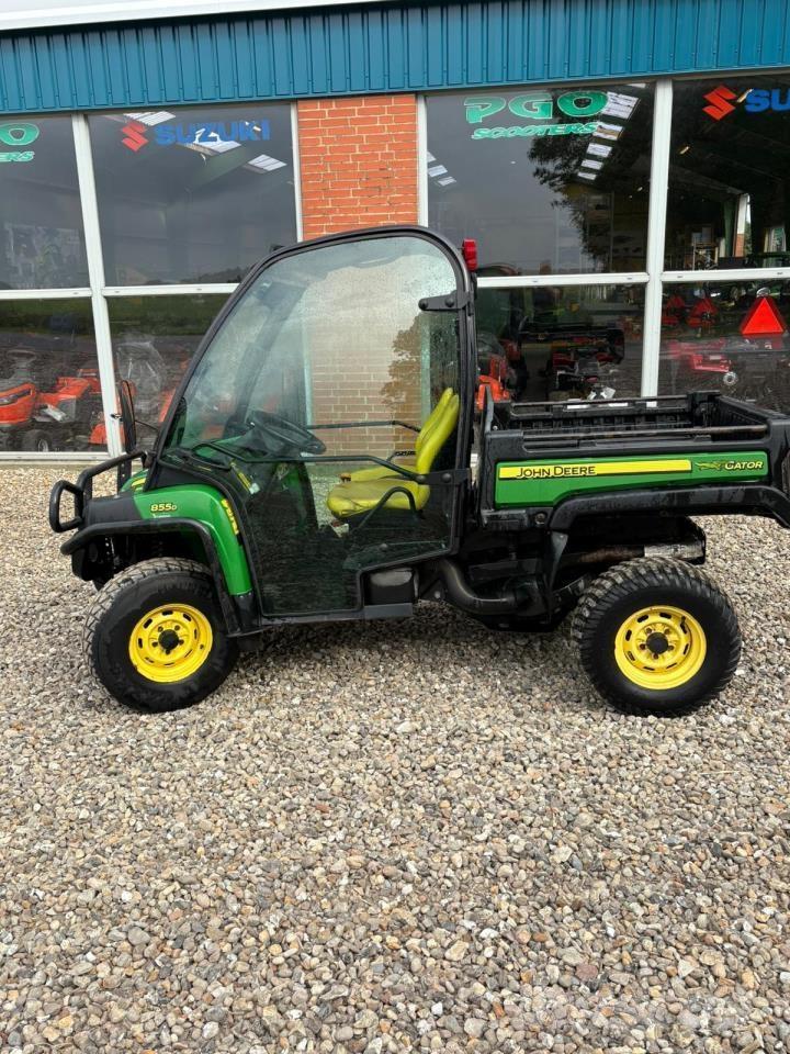 John Deere 855D Pojazdy terenowe