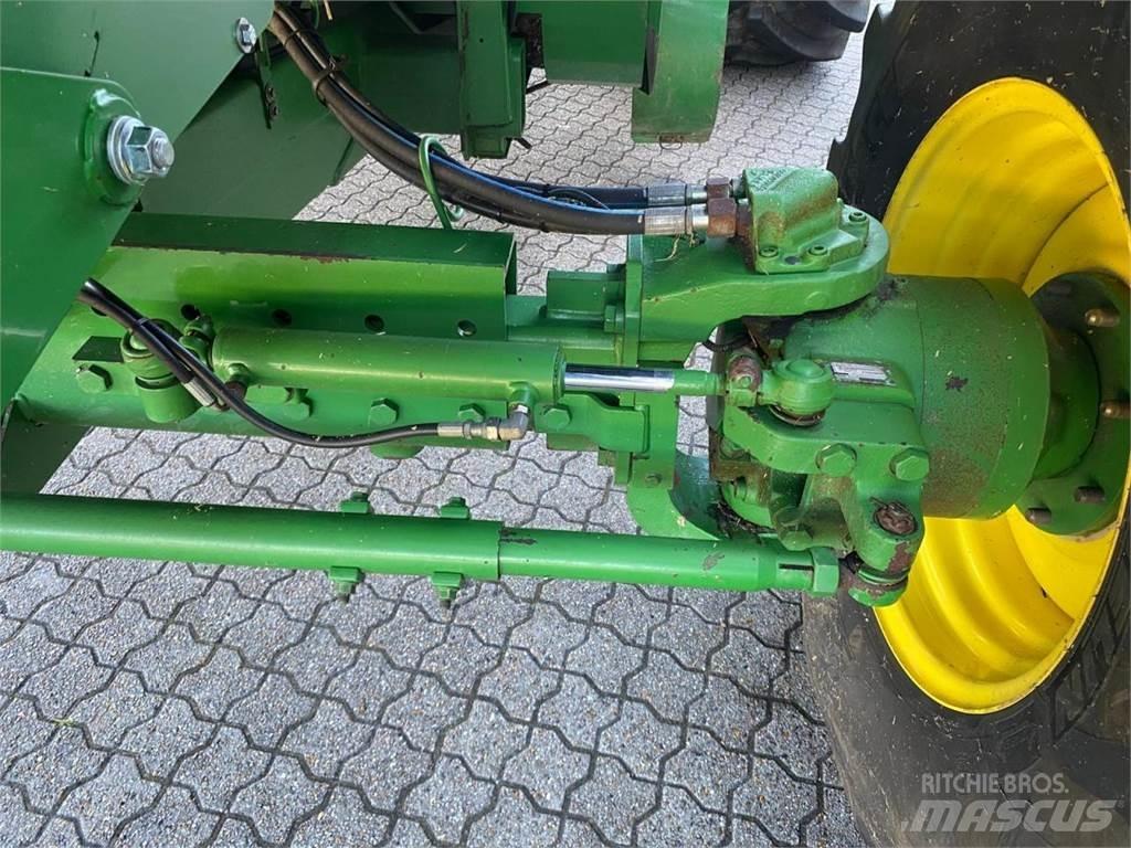 John Deere C670 Kombajny zbożowe