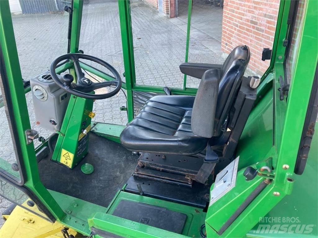 John Deere F935 Mikrociągniki