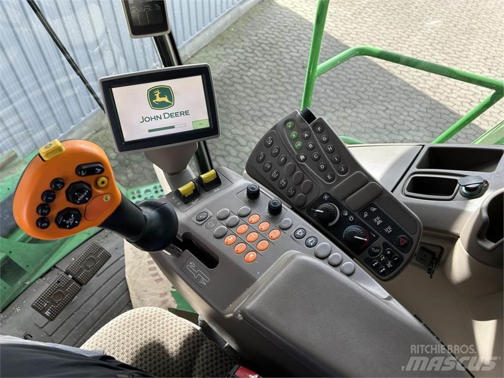 John Deere S690 Kombajny zbożowe