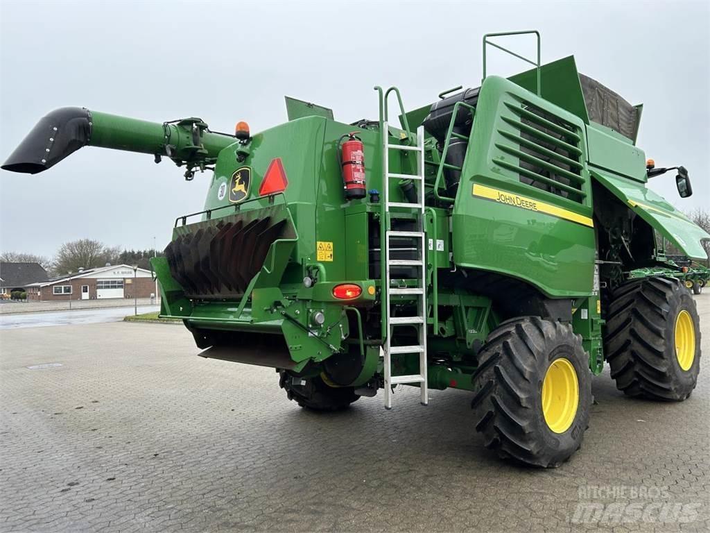 John Deere T670 Kombajny zbożowe