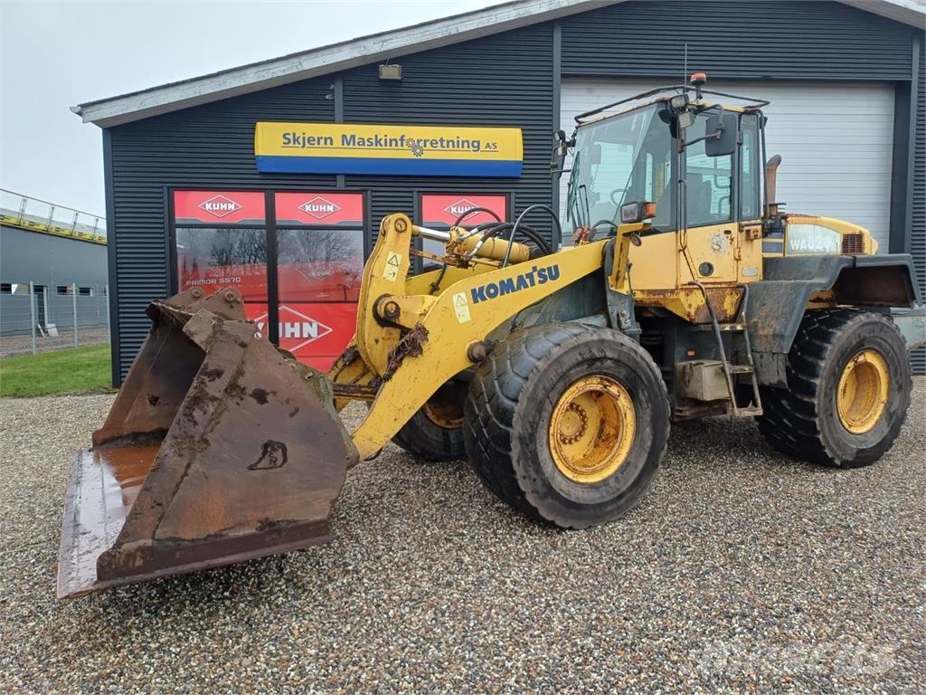 Komatsu WA 320 Ładowarki kołowe