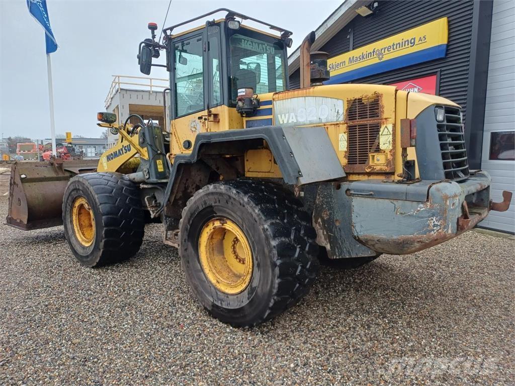 Komatsu WA 320 Ładowarki kołowe