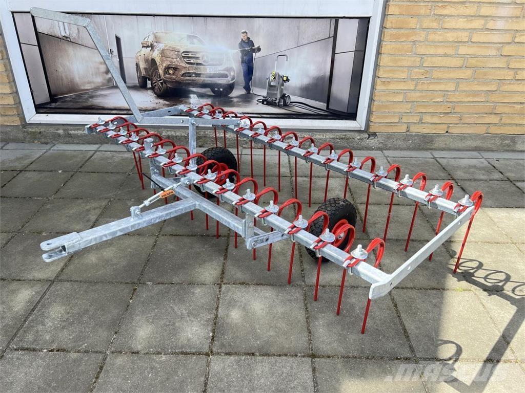 KT 112 Zgrabiarki i przetrząsacze