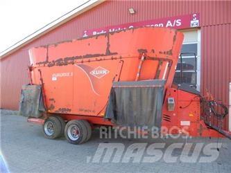 Kuhn 27 M3 Wozy paszowe