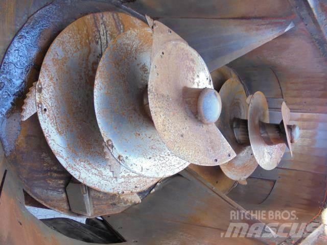 Kuhn 27 M3 Wozy paszowe