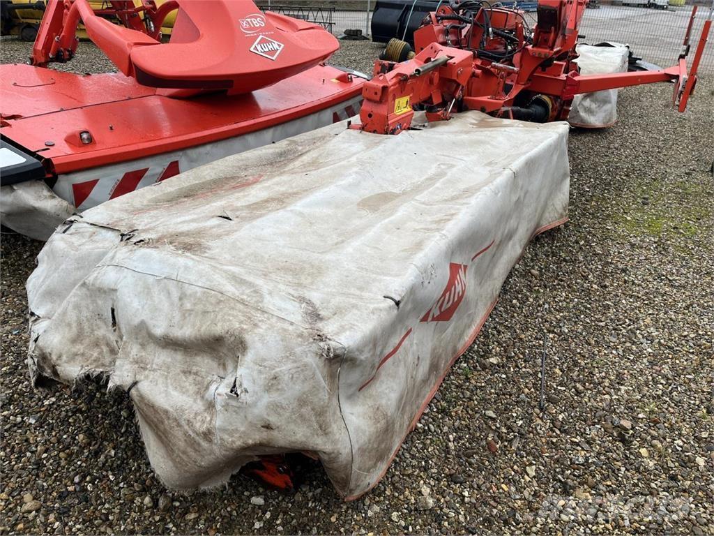 Kuhn GMD 883 Pokosówki