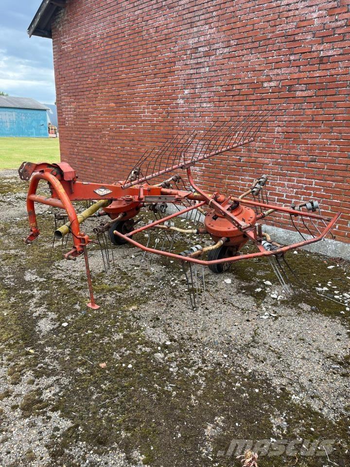 Kuhn GSR 25 N Zgrabiarki i przetrząsacze