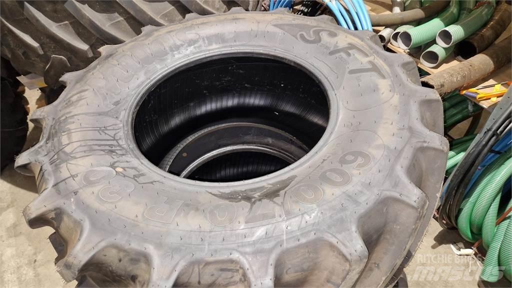 Mitas 600/70R30 Opony, koła i felgi