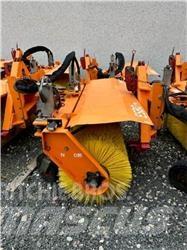 Nesbo HF1600S Zamiatarki - Zgarniarki - Odśnieżarki