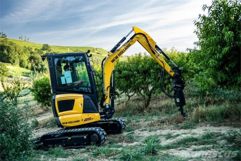New Holland E25D Minikoparki