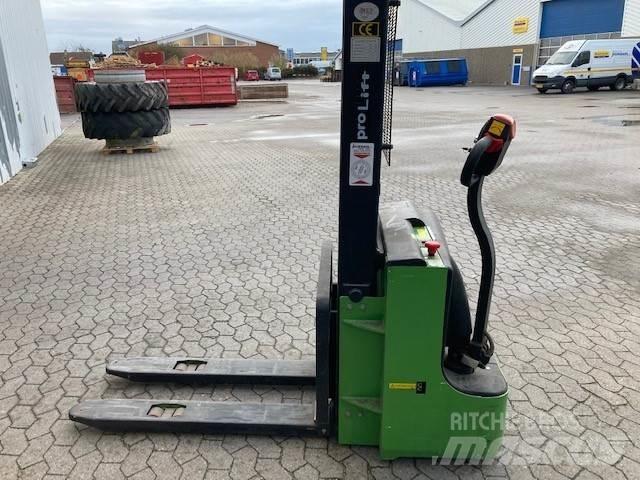  PRO LIFT 1500 Maszyny budowlane - Inne