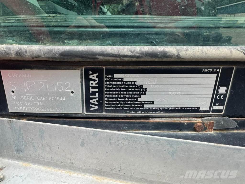 Valtra S262 Ciągniki rolnicze