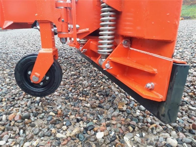  - - -  BOXER AGRI Lemiesze i pługi śnieżne