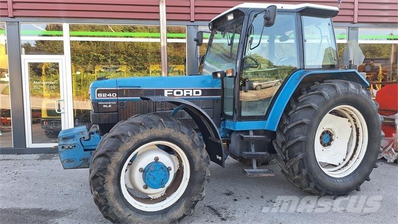 Ford 8240 Ciągniki rolnicze