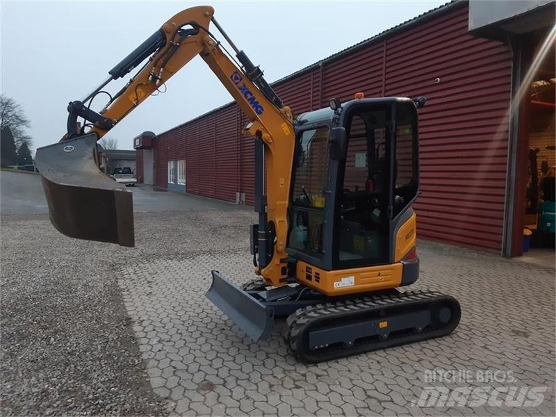 XCMG xe27e Minikoparki