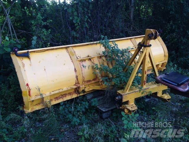  - - - 2.5 MTR Lemiesze i pługi śnieżne