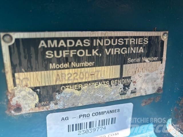 Amadas AR2200 Kombajny zbożowe