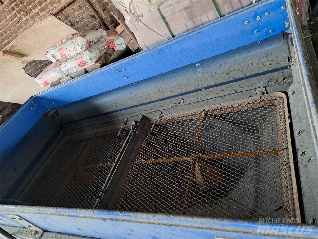 Bogballe M2 Rozrzutnik nawozów mineralnych