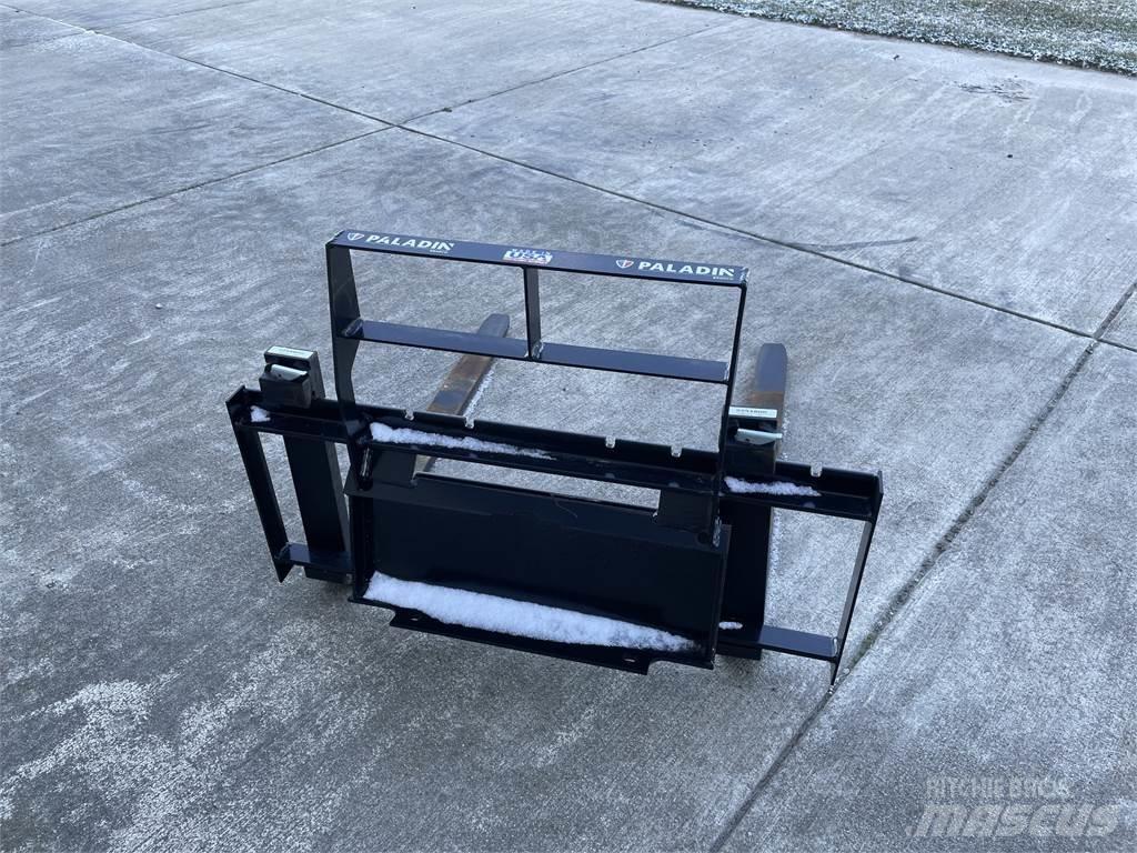 Bradco 42MSFORKS Maszyny budowlane - Inne