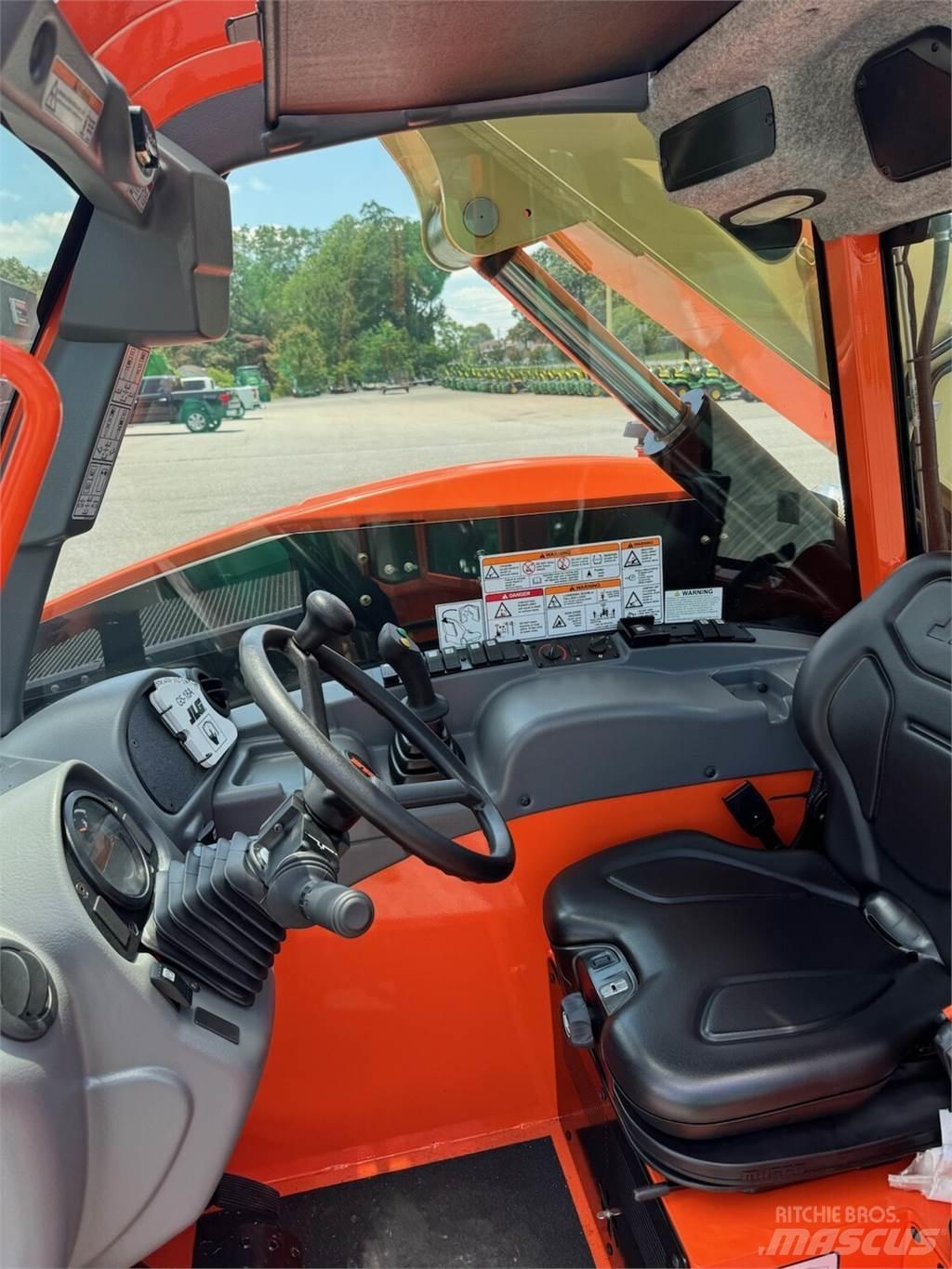 JLG G5-18A Ładowarki teleskopowe