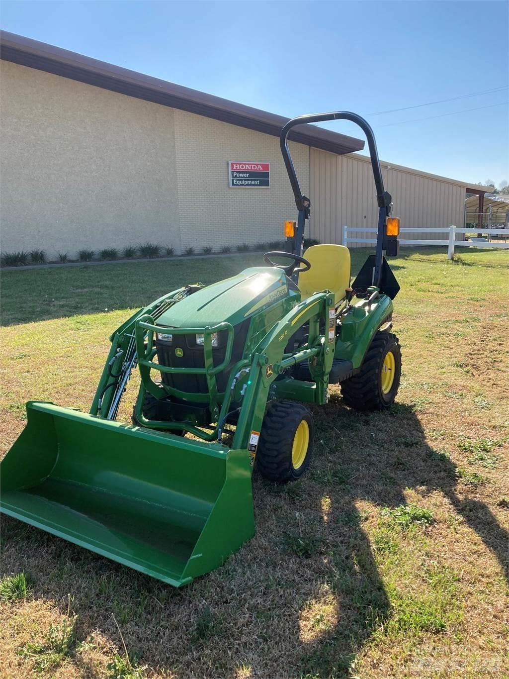 John Deere 1023E Mikrociągniki