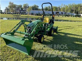 John Deere 1023E Mikrociągniki