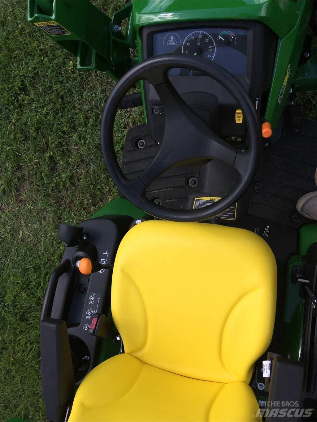 John Deere 1025R Mikrociągniki
