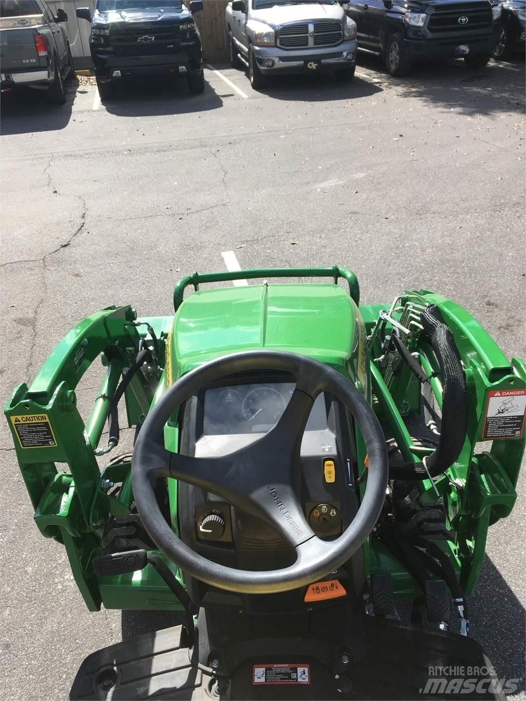 John Deere 1025R Mikrociągniki