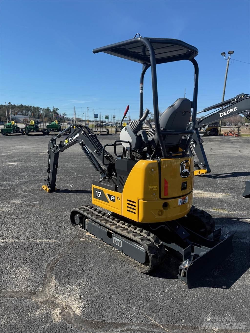 John Deere 17 P Minikoparki