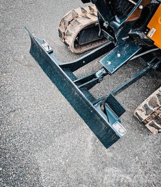 John Deere 17 P Minikoparki
