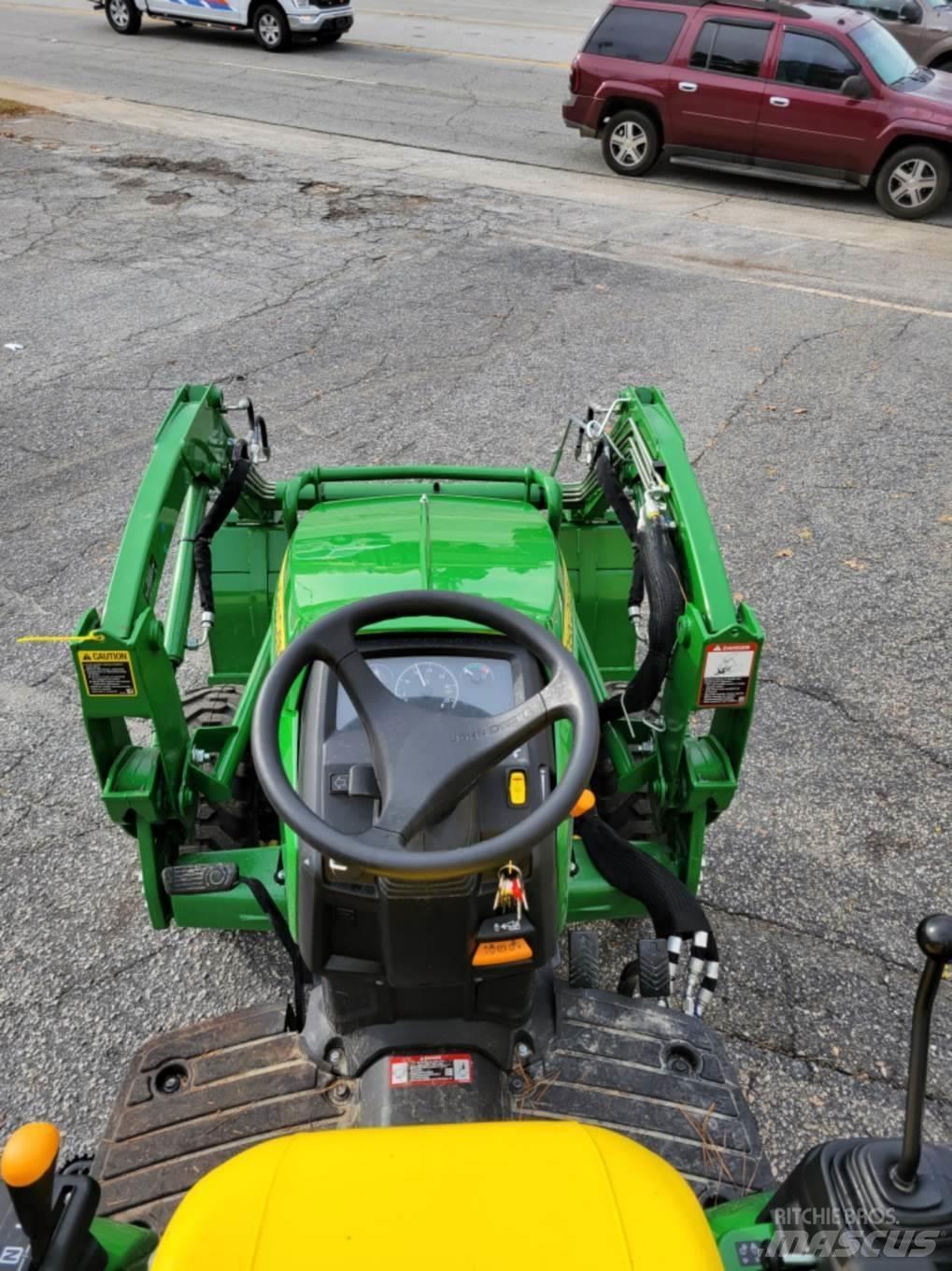 John Deere 2025R Mikrociągniki
