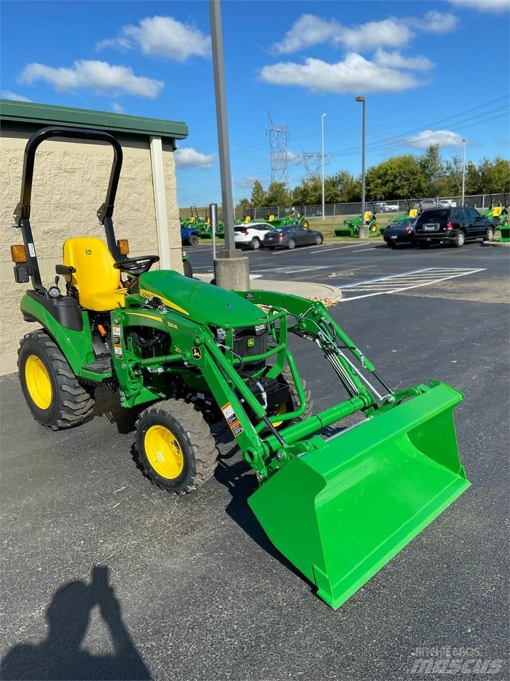John Deere 2025R Mikrociągniki