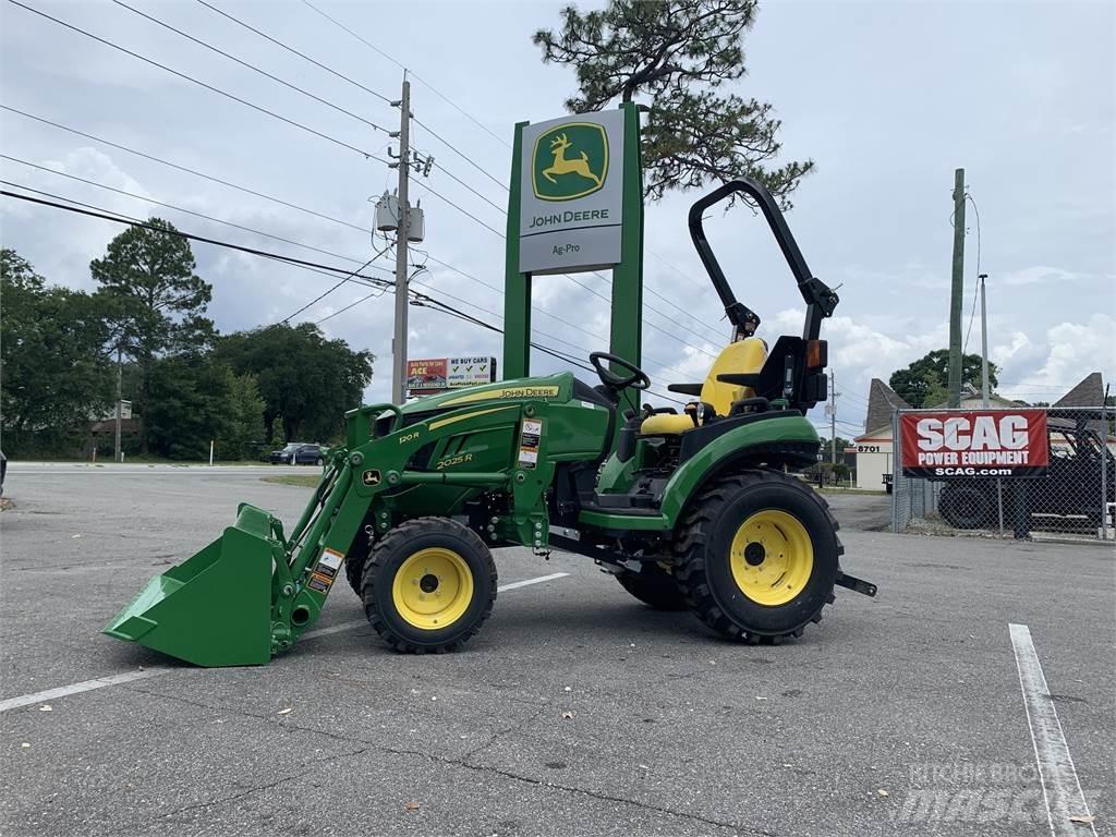 John Deere 2025R Mikrociągniki