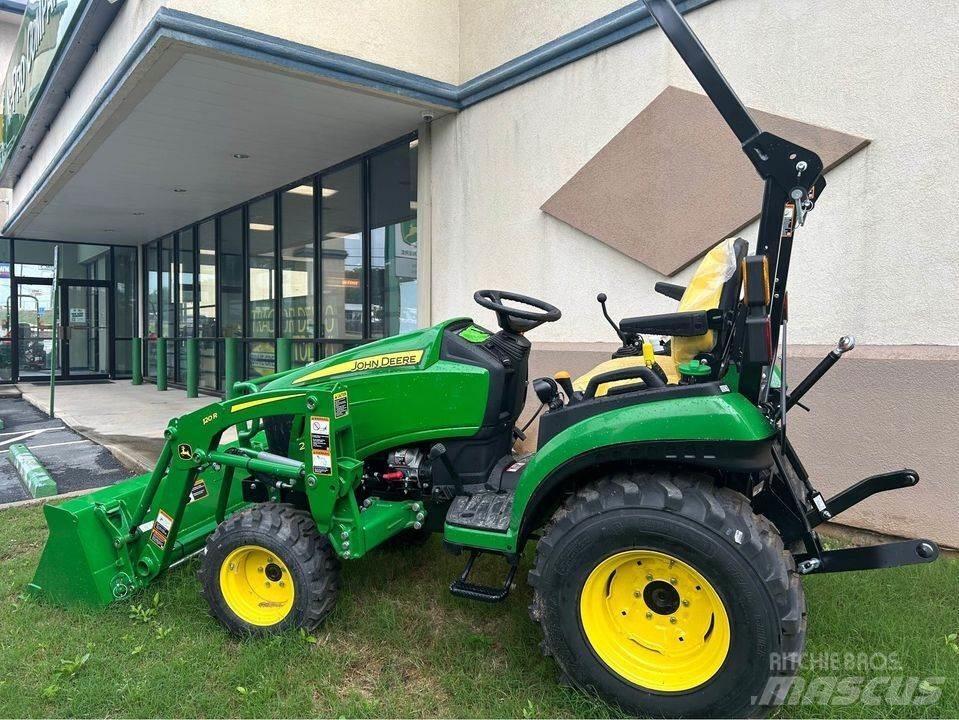 John Deere 2025R Mikrociągniki