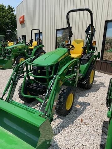 John Deere 2025R Mikrociągniki
