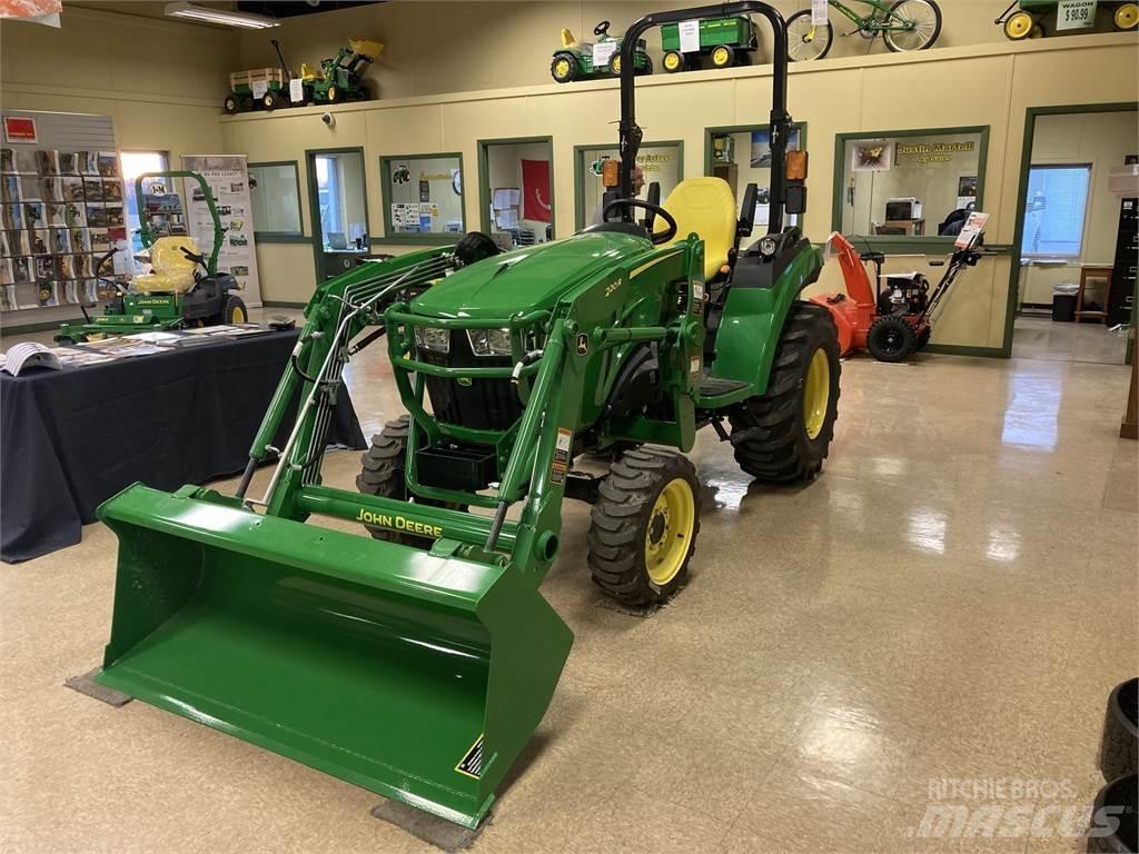 John Deere 2032R Mikrociągniki