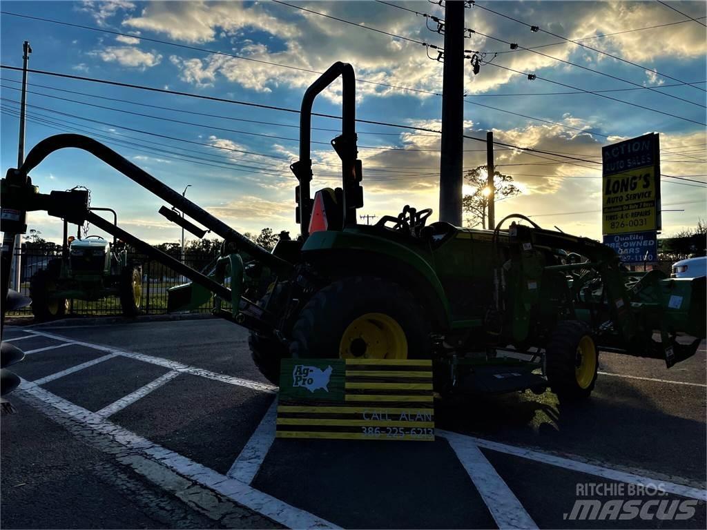 John Deere 2032R Mikrociągniki