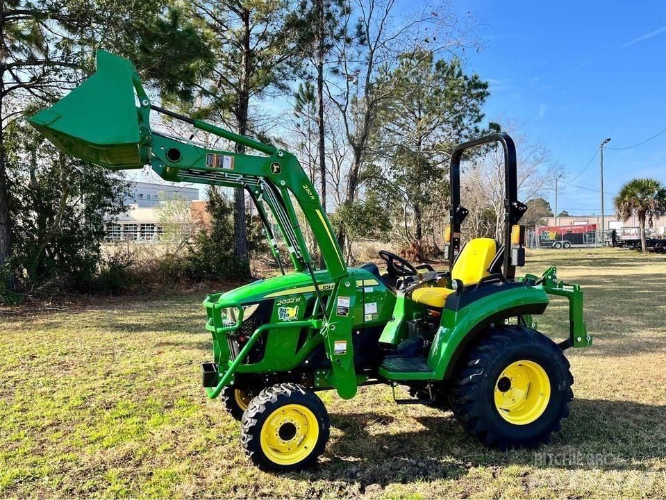 John Deere 2032R Mikrociągniki