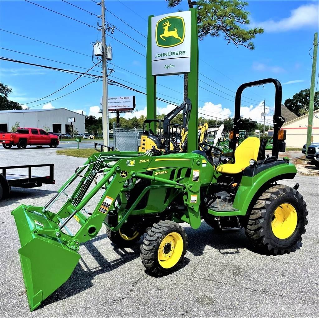 John Deere 2038R Mikrociągniki