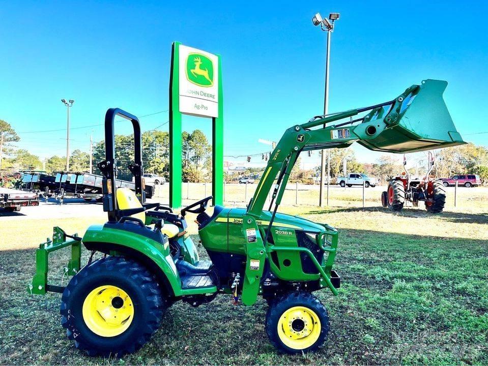 John Deere 2038R Mikrociągniki