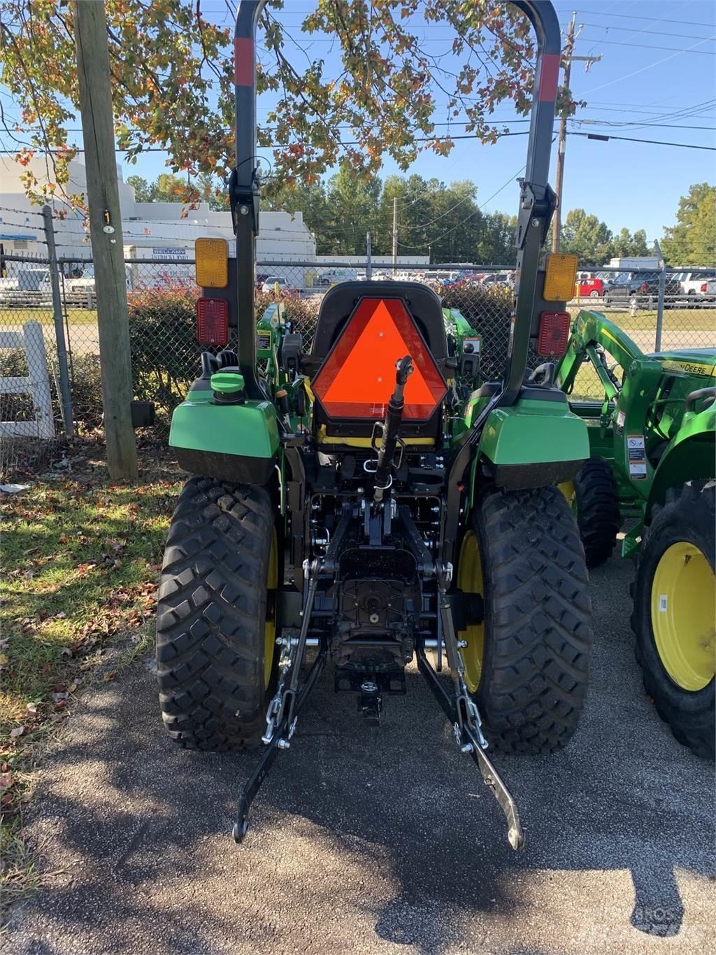 John Deere 2038R Mikrociągniki