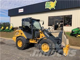 John Deere 204 G Miniładowarki