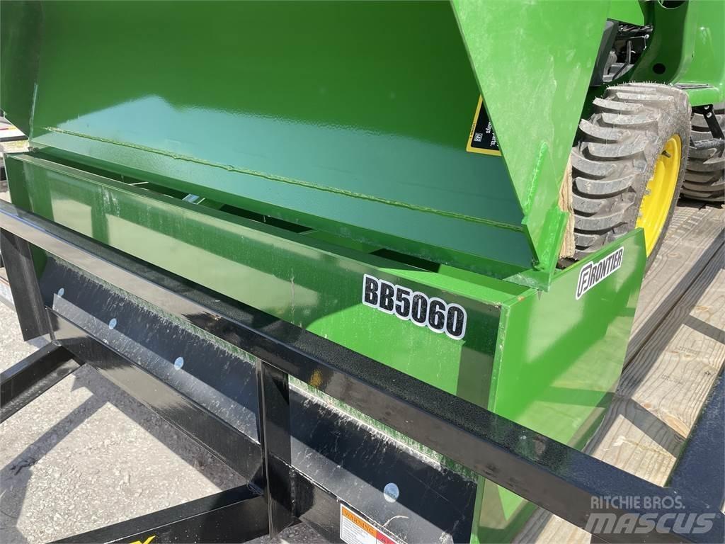 John Deere 3025E Mikrociągniki