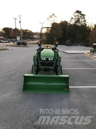 John Deere 3025E Mikrociągniki