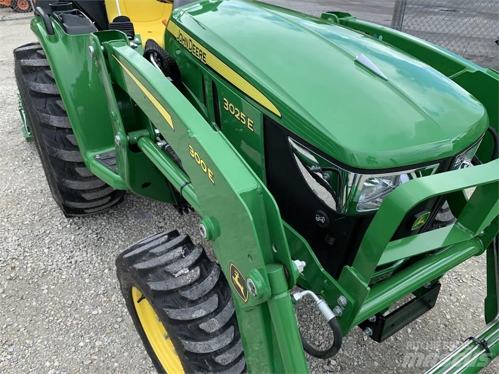 John Deere 3025E Mikrociągniki