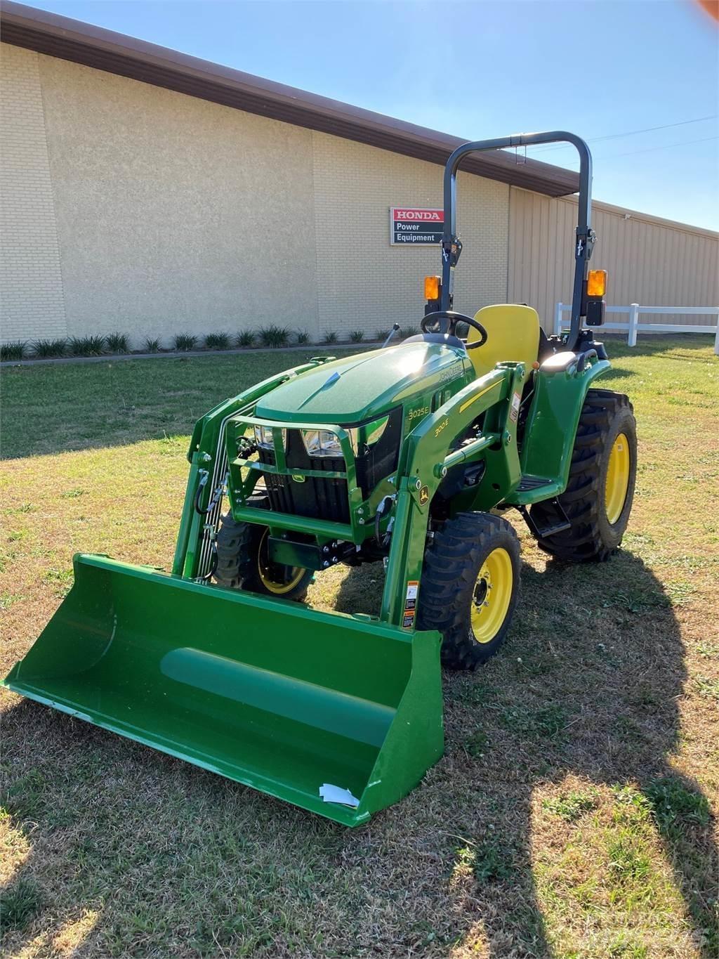 John Deere 3025E Mikrociągniki